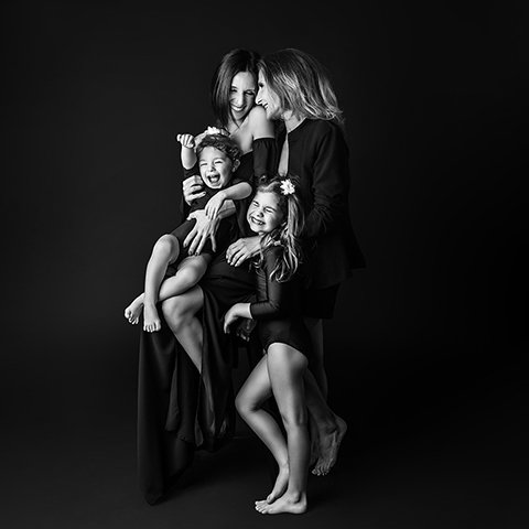 HMP_FAMILLE_MORENA_4811_B&W copy 2