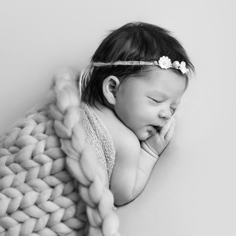 NAISSANCE_ALIYA_3985_B&W copy NAISSANCE_ALIYA_3985_B&W copy