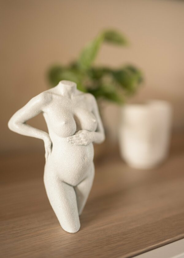 Statuette 3D de grossesse avec finition pierre
